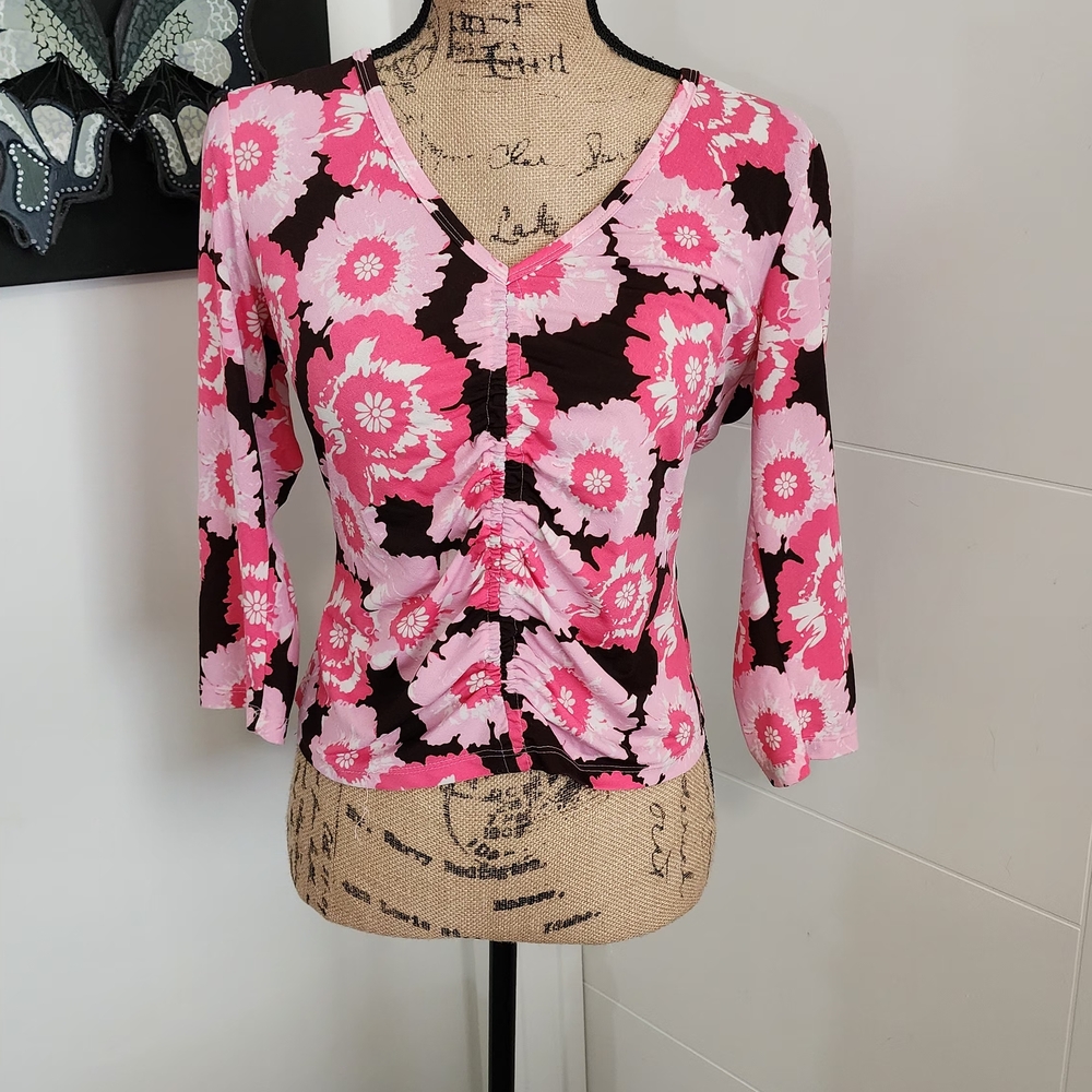 Pink Floral Ruched V-Neck Crop Top